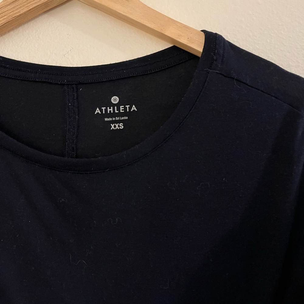 Athleta shirt
